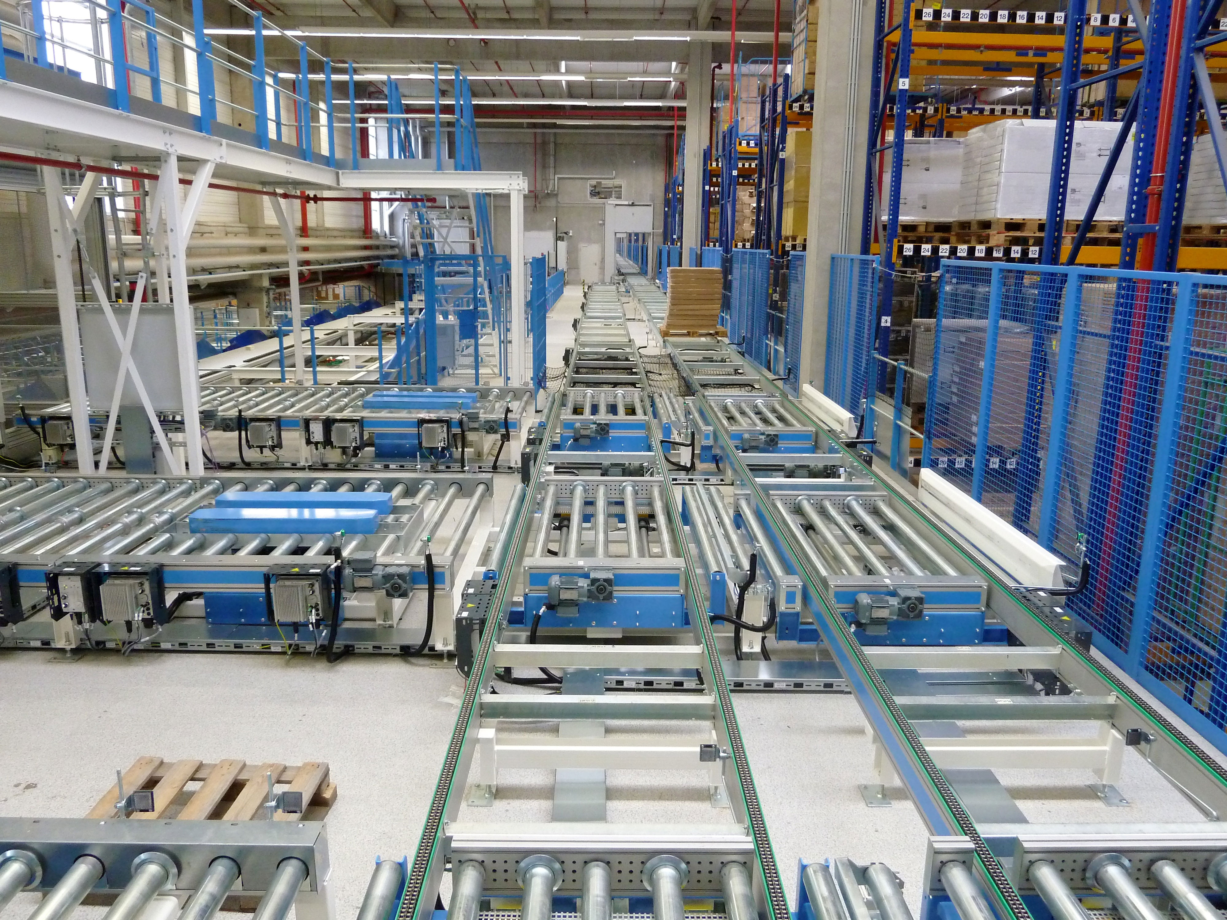 images/header-slideshow/slide_palettenfoerderer_p1010855.jpg#joomlaImage://local-images/header-slideshow/slide_palettenfoerderer_p1010855.jpg?width=4000&height=3000